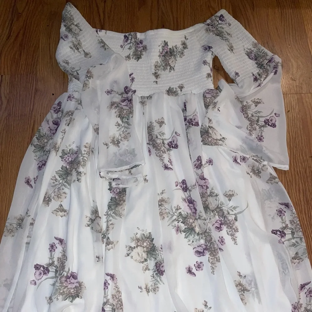 Torrid ruched stretch bell sleeve dress - Picture 5 of 5